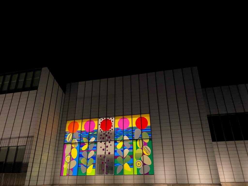 O Esplendor at night