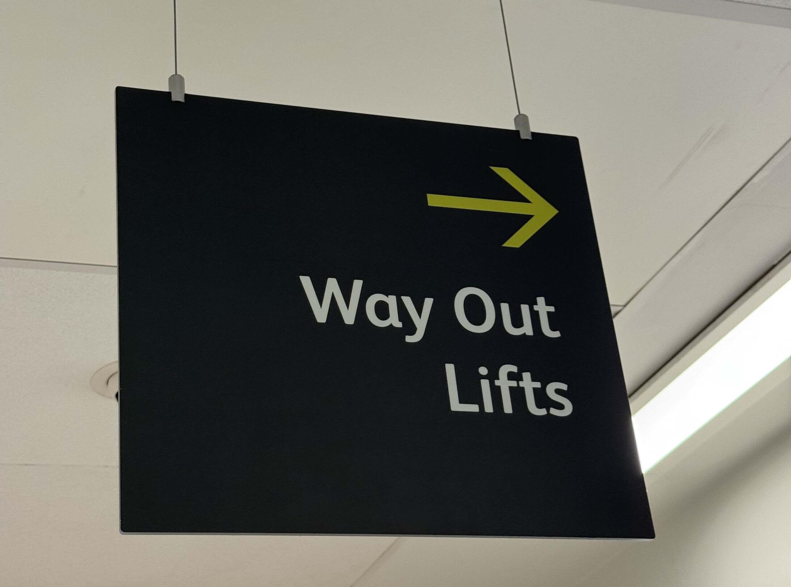 hospital signage at alder hey by vinyline