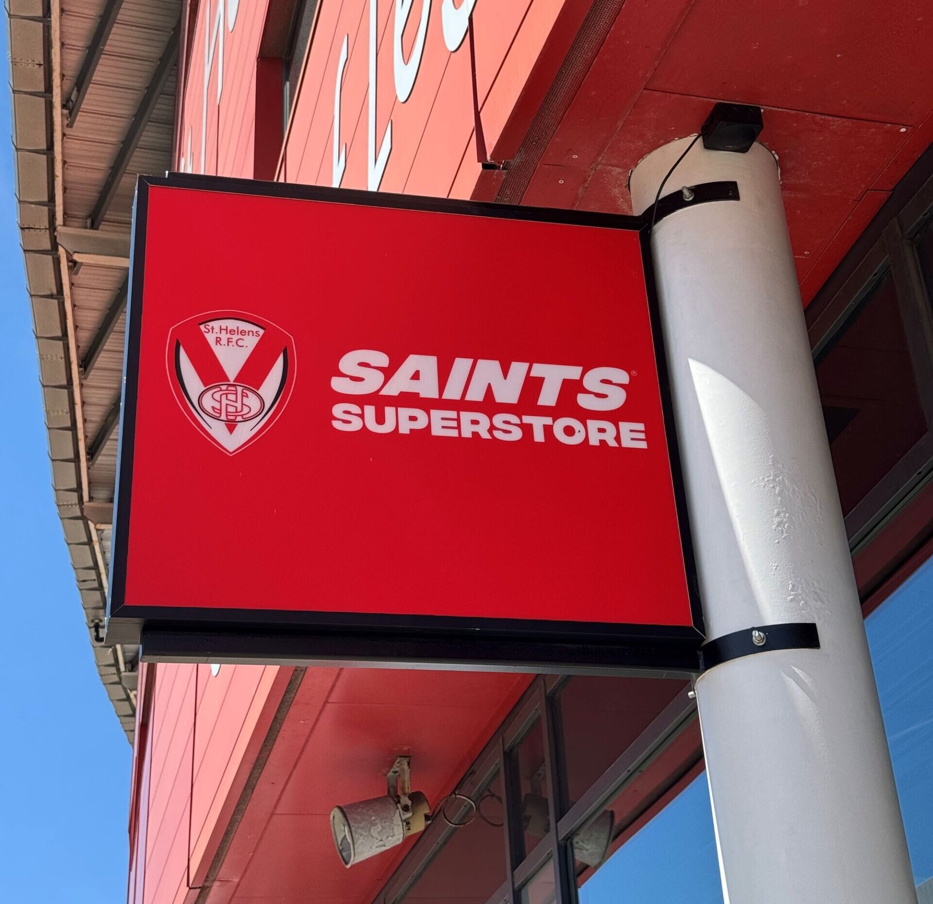 Illuminated 4.6m tray sign designed and installed by Vinyline for Saints RLFC Super Store