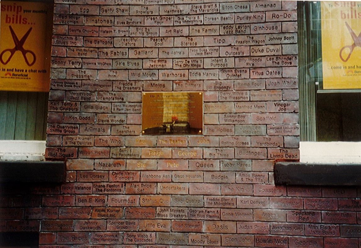 1997 cavern club, Vinyline Ltd engraves bricks