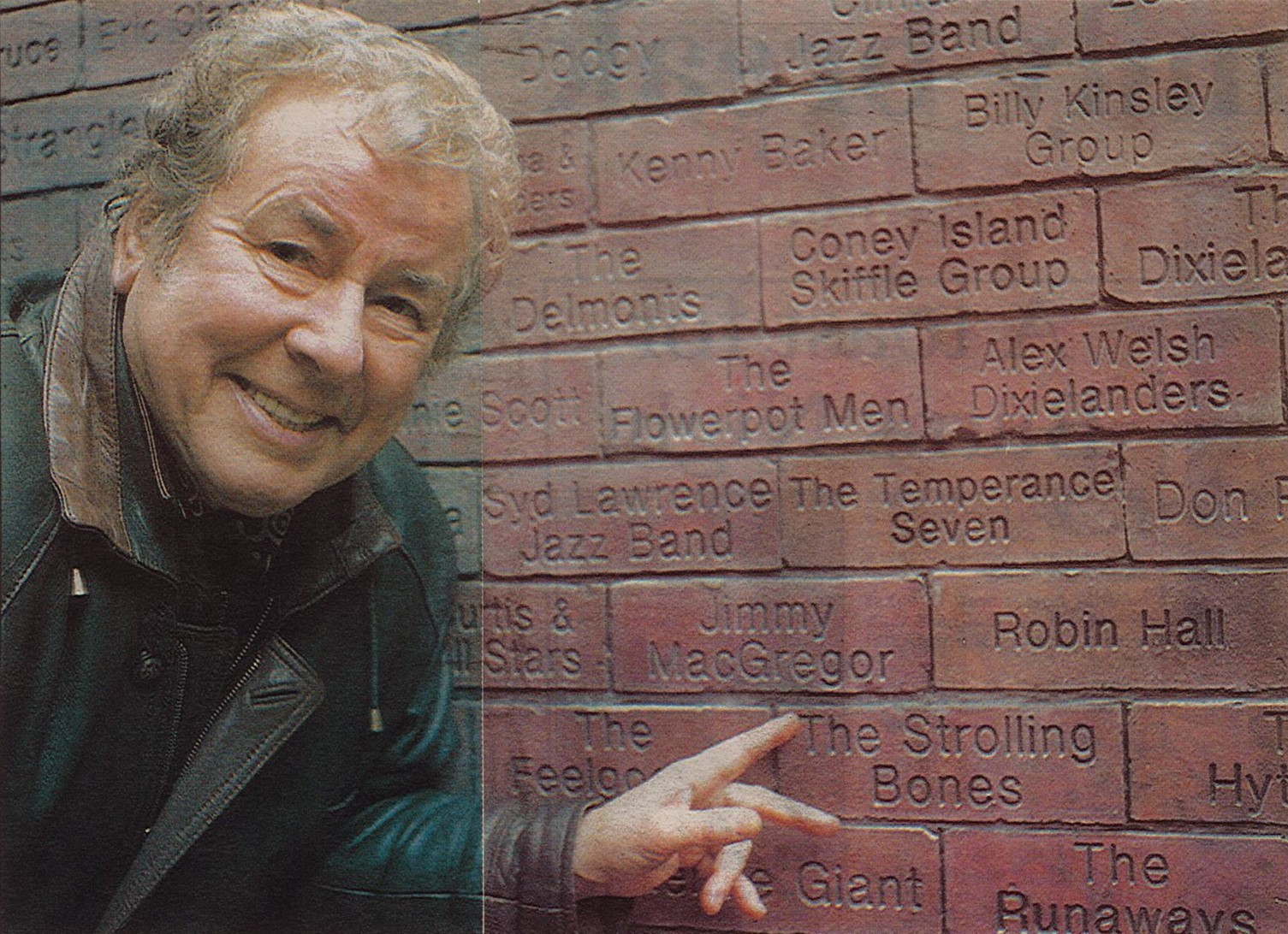 1997 cavern club, Vinyline Ltd engraves bricks