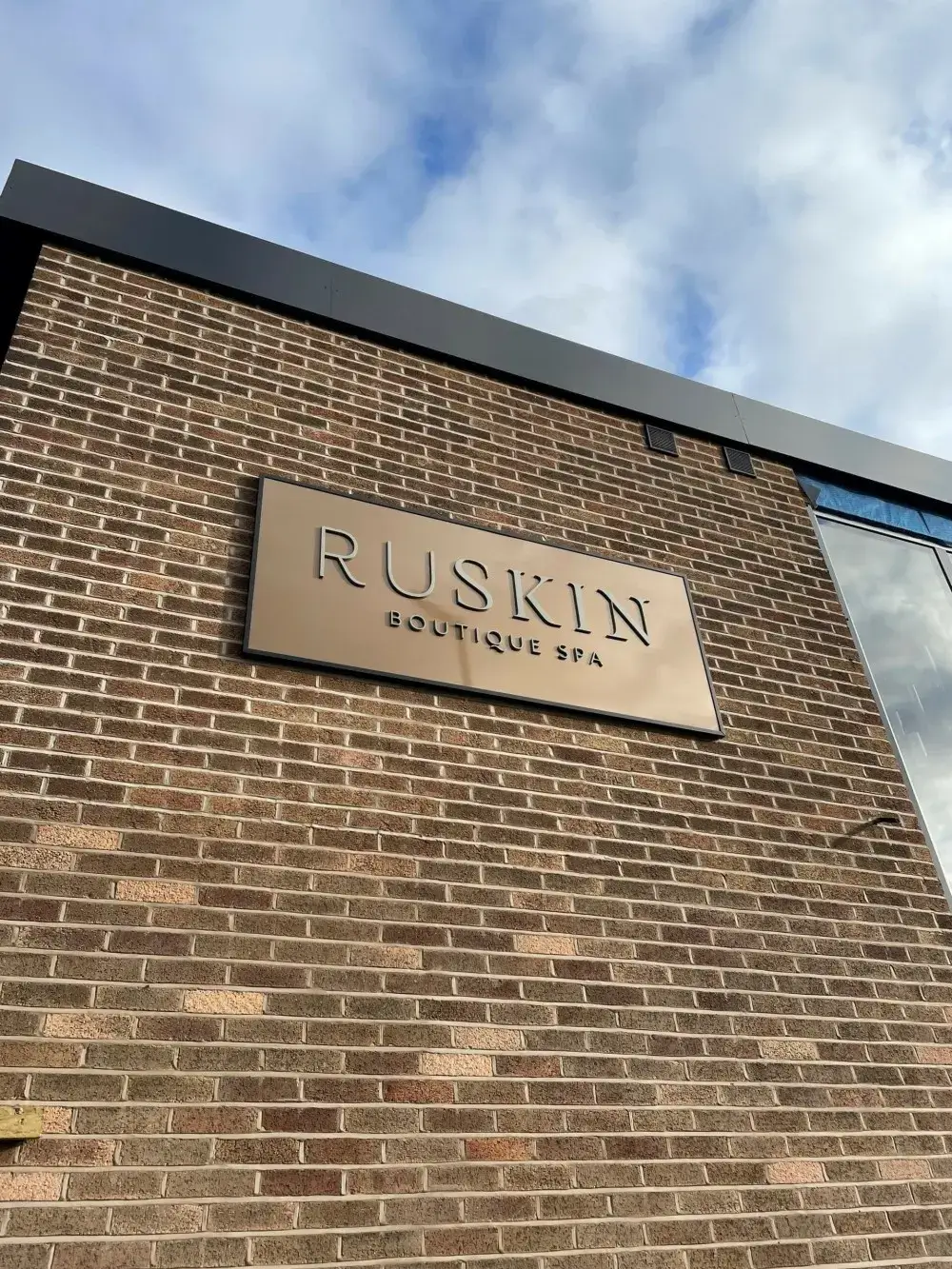 Ruskin Boutique signs st. helens