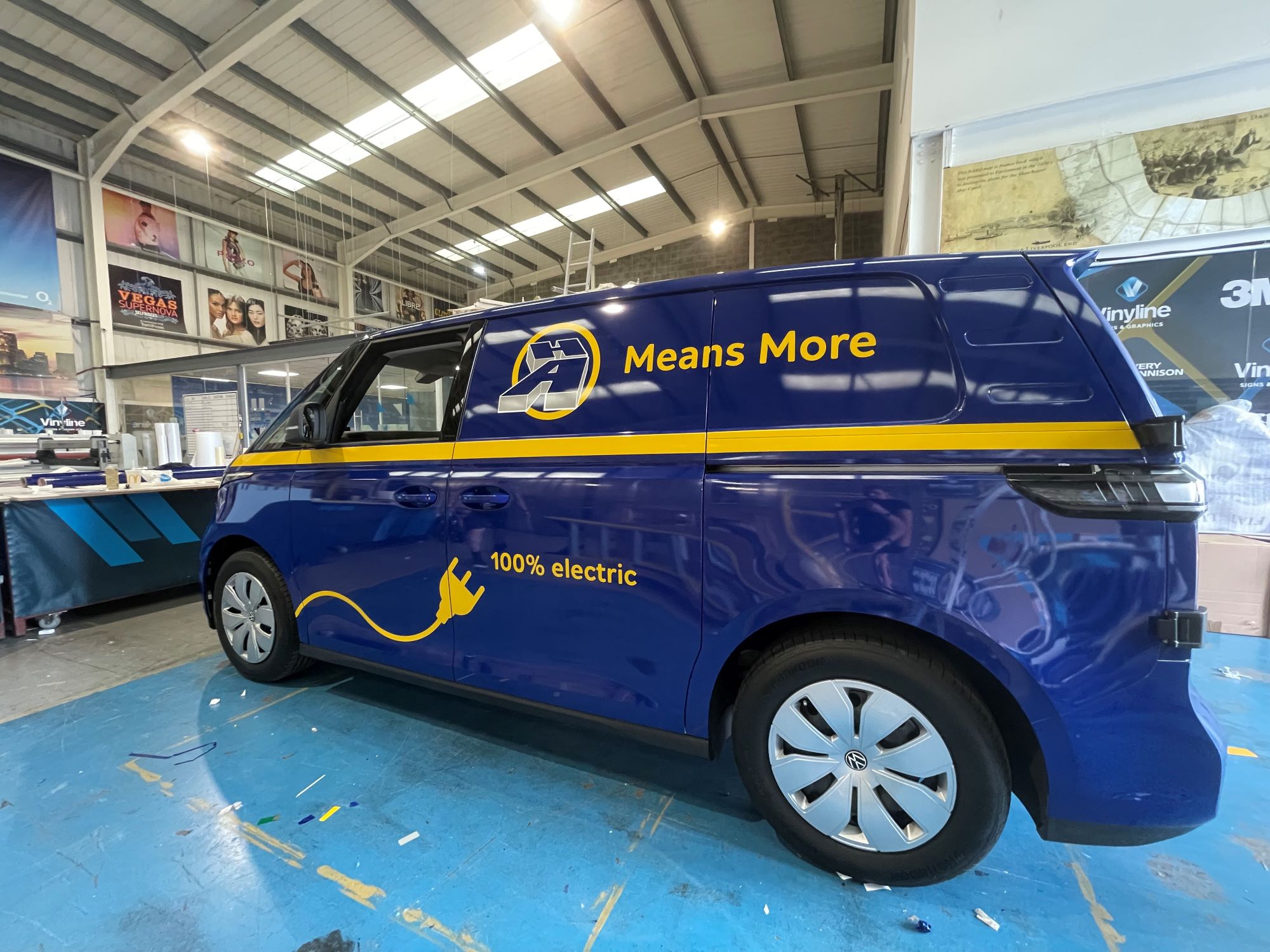 liverpool van graphics