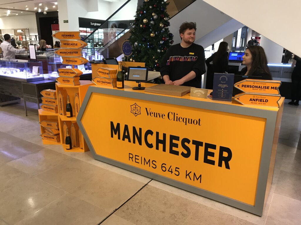 pop-up retail display