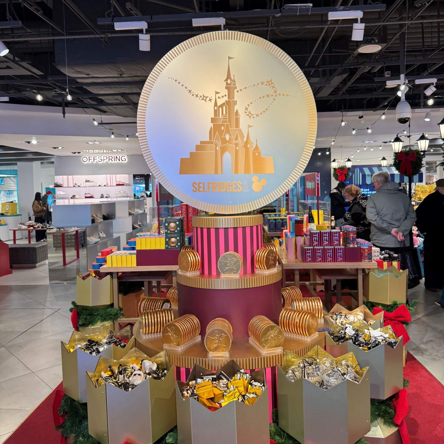 vinyline manufactured and installed a rotation lifesize chocolate coin