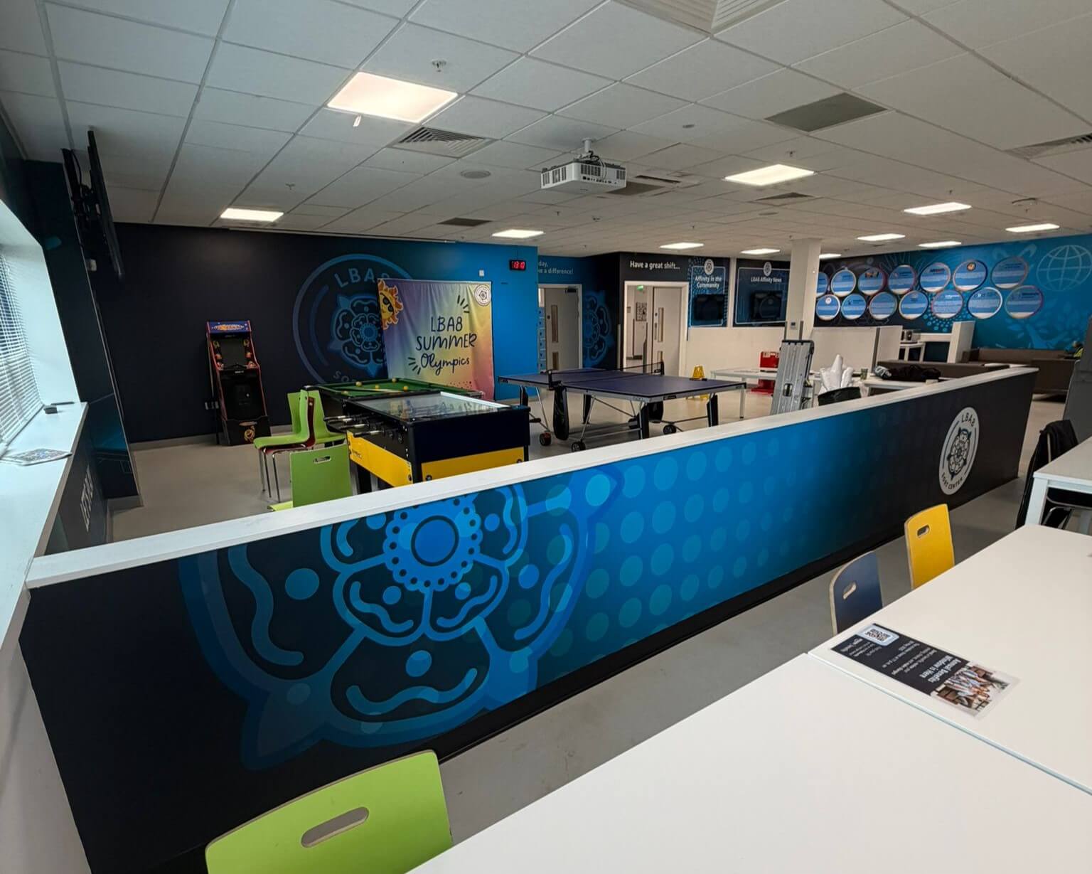 Amazon LBA8 canteen wall graphics and employee recreation area installed by Vinyline